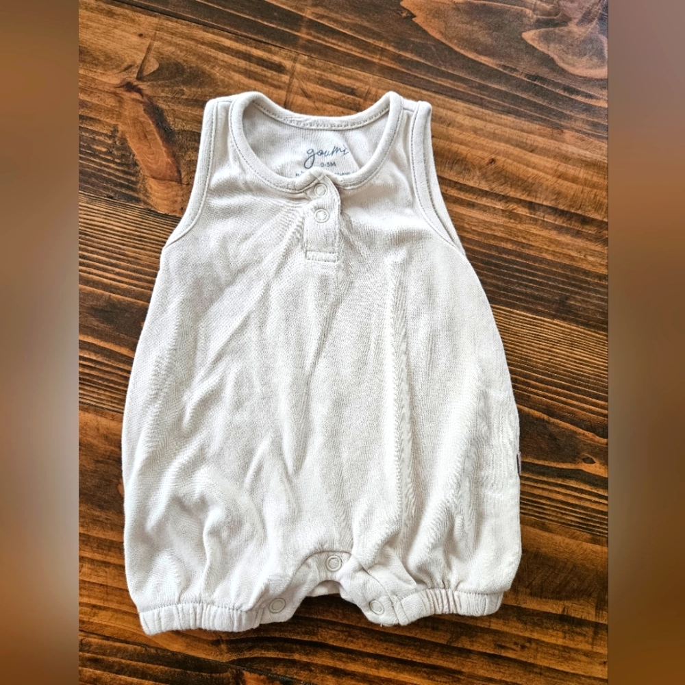 Goumi Baby romper